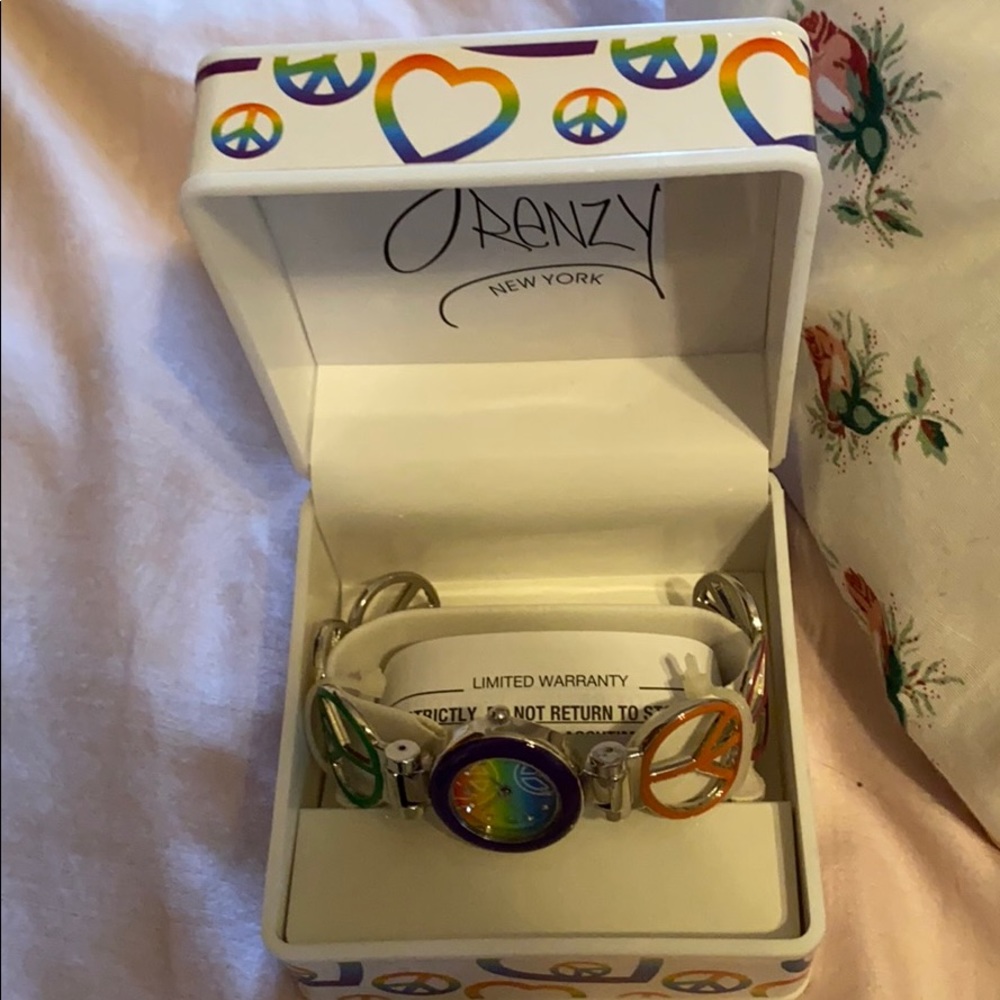 Frenzy kid’s watch never taken out of the box